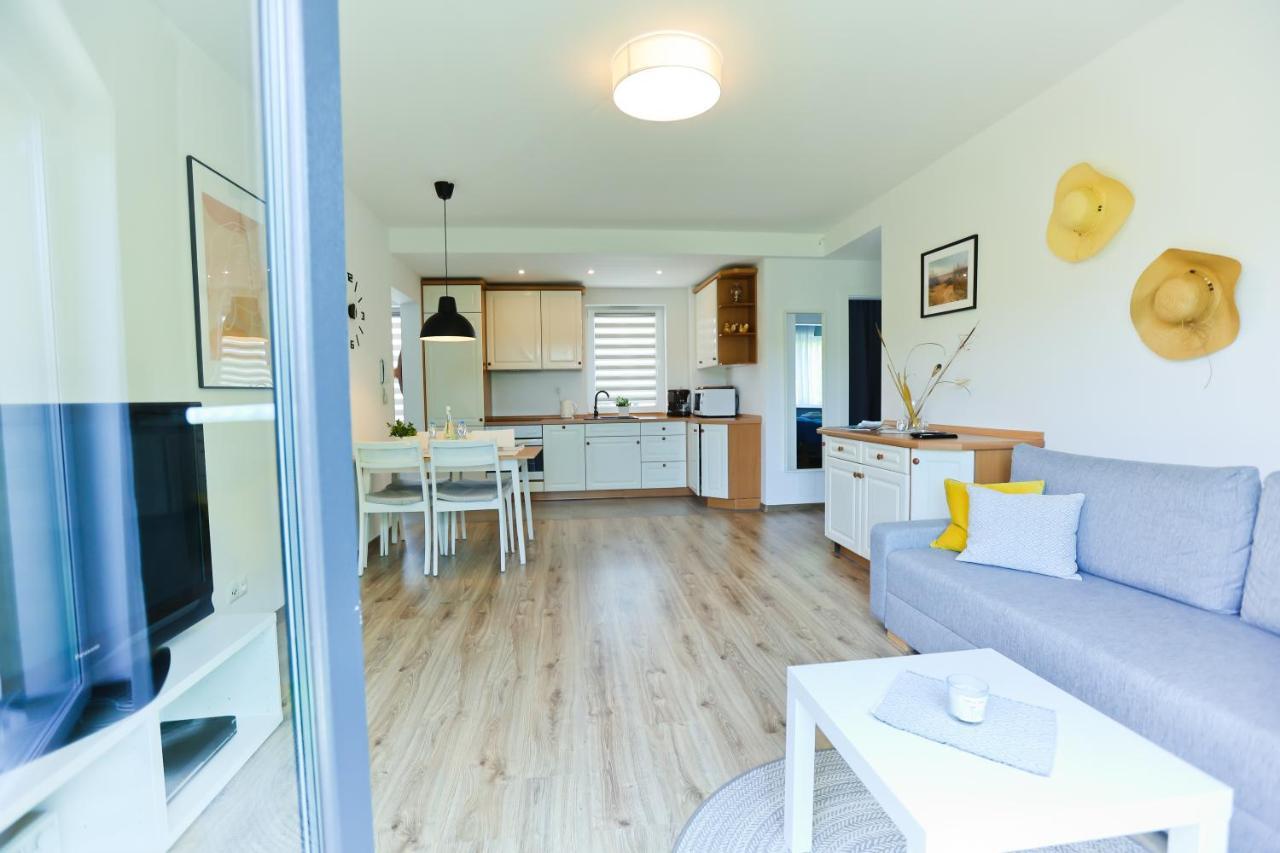 M&K Apartament Slomkowe Kapelusze - Sobieszewo, Wyspa Sobieszewska 格但斯克 外观 照片
